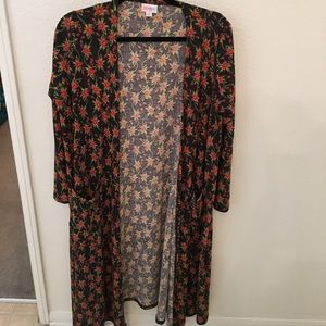 LulaRoe Sarah. Medium. Floral print.